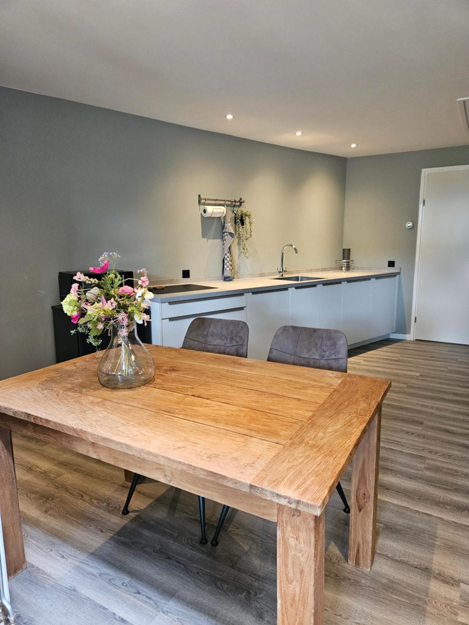Het Atelier Apartment อัลเมโล ภายนอก รูปภาพ